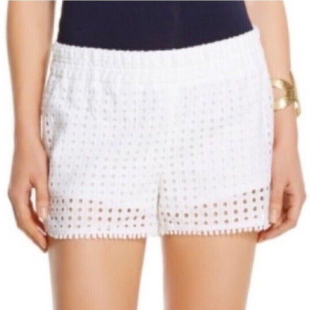 {LILLY PULITZER} Women’s White Eyelet Lined Lace Chino Shorts